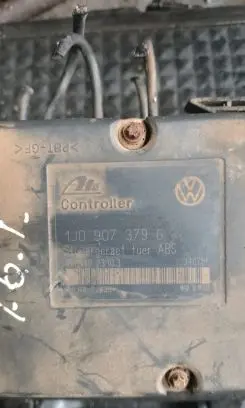 Volkswagen Golf IV ABS Pump 1J0907379G 1J0614117C 10094903403