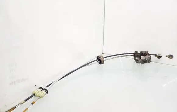 Opel Signum Gear shift cable linkage 55352866