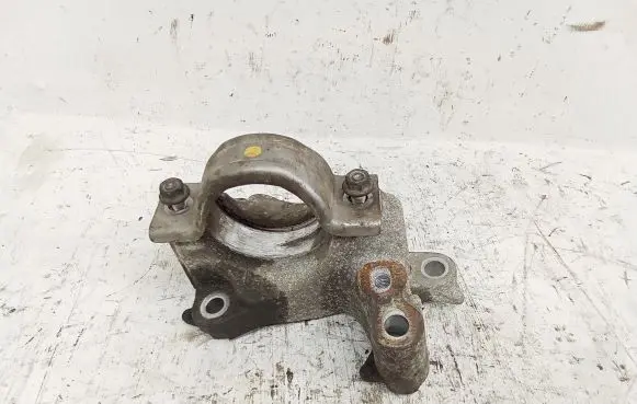 Mazda 3 III Driveshaft support bearing bracket F2A5