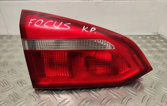 Ford Focus Tailgate rear/tail lights F1EB13A603B F1EB13A603C F1EB13A603