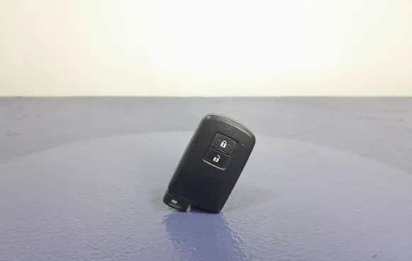 Toyota Auris E180 Ignition lock MR6302