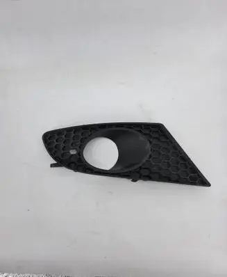 Seat Leon (1P) Front fog light trim/grill 1P0853666A 14884SG4