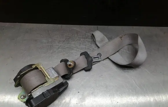 Mercedes-Benz A W168 Front seatbelt 566196721