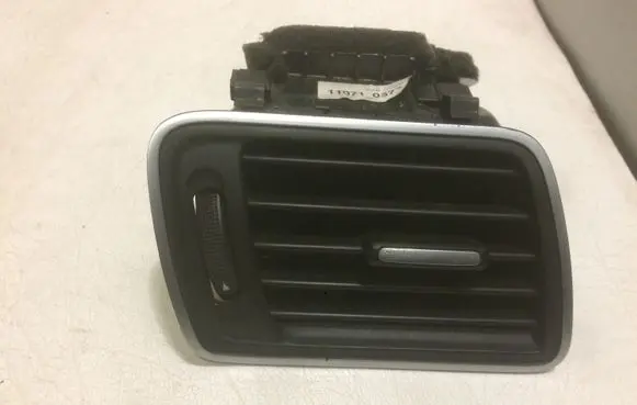 Volkswagen PASSAT B7 Dashboard side air vent grill/cover trim 3AC819702A