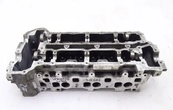 Mercedes-Benz Sprinter W906 Engine head A6420108820