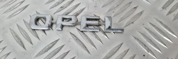 Opel Frontera B Manufacturers badge/model letters 