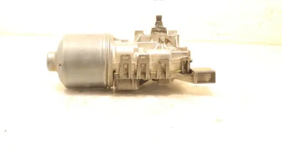 Volkswagen Polo V 6R Wiper motor 0390241566