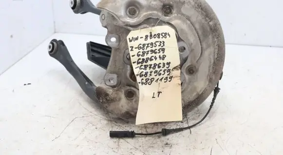 BMW 3 G20 G21 Rear wheel hub spindle/knuckle 6899304MWGK44744 6899304 6879659