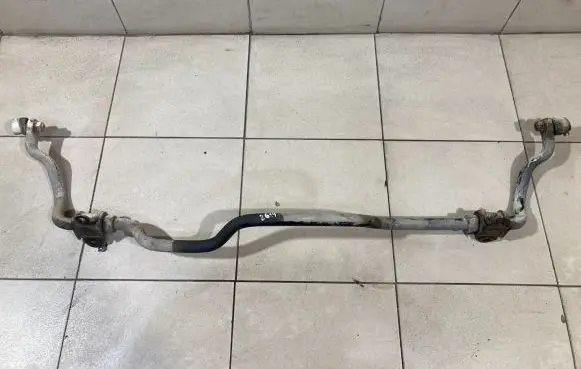 Volkswagen Transporter - Caravelle T5 Front anti-roll bar/sway bar