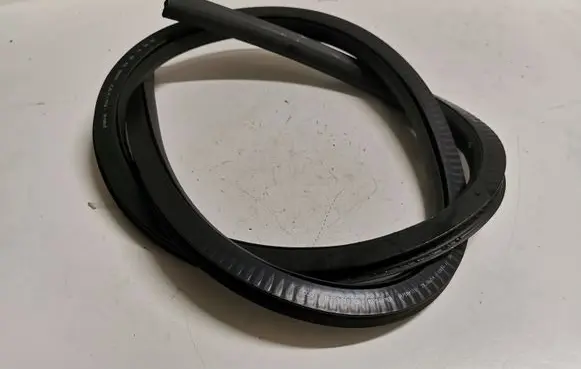 Audi A5 8T 8F Rubber seal front coupe door 8T0831707D