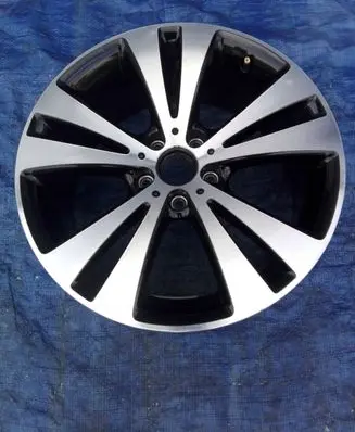 Volkswagen PASSAT CC R18 alloy rim 