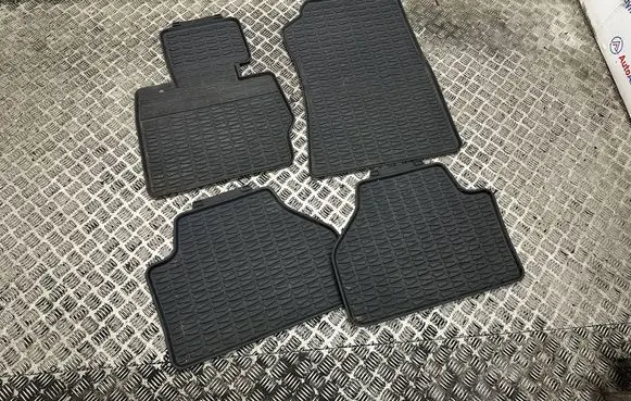 BMW X3 F25 Car floor mat set 51472164763 2164763 2164764