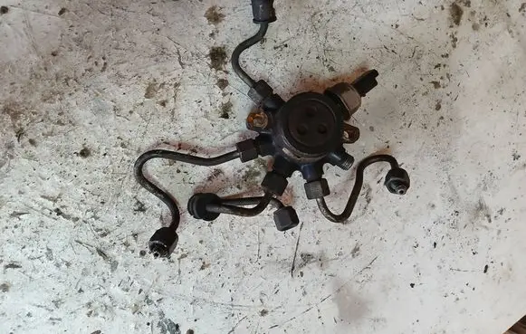 Ford S-MAX Fuel main line pipe 9D280DB 4890960906