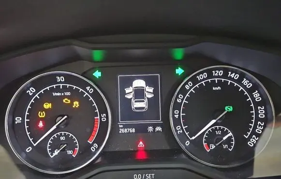 Speedometer (instrument cluster)
