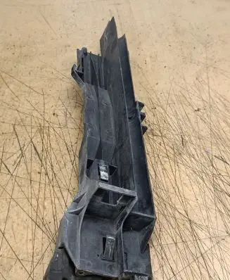 BMW X5 E70 Radiator support slam panel bracket 7586775 1700758677507 758677507