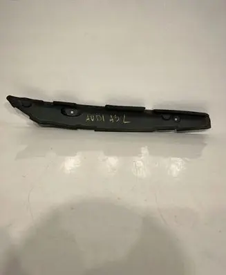Audi A3 S3 8V Fender end trim 8V0821111C