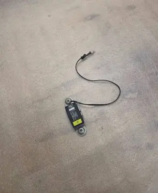 Antenna control unit