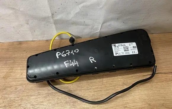BMW 2 F44 Seat airbag 7486332