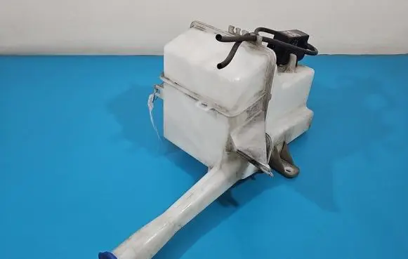 Hyundai i40 Windshield washer fluid reservoir/tank 98610-3Z001 IMPRK1533584