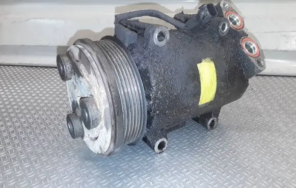 Ford Focus Air conditioning (A/C) compressor (pump) 