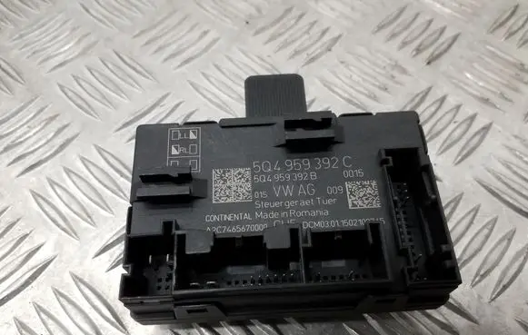 Volkswagen Golf VII Door control unit/module 5Q4959392C