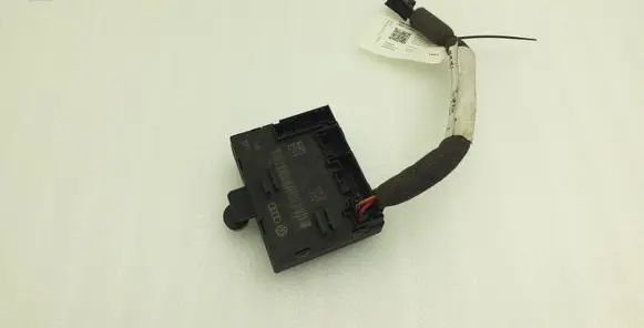 Skoda Superb B6 (3T) Door control unit/module 8X0959792C