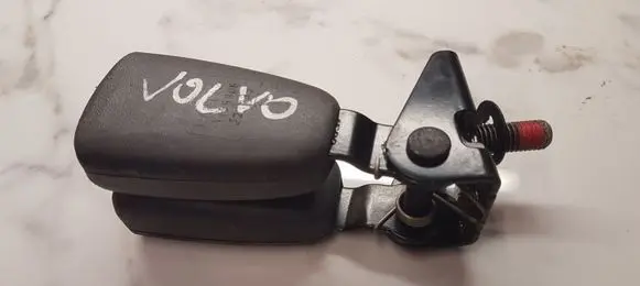 Volvo S60 Rear seatbelt buckle