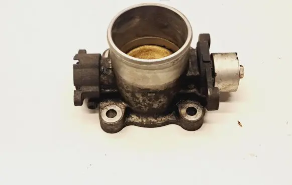 Toyota Corolla Verso AR10 Throttle body valve 