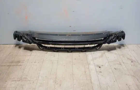 BMW 1 F20 F21 Front bumper lower grill 7245733 10833610 51117245733