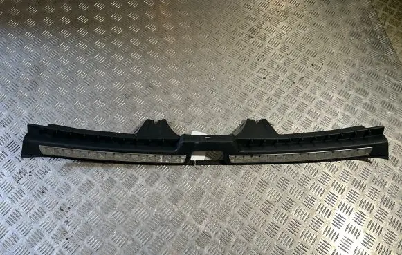Volvo XC90 Trunk/boot sill cover protection 32239215