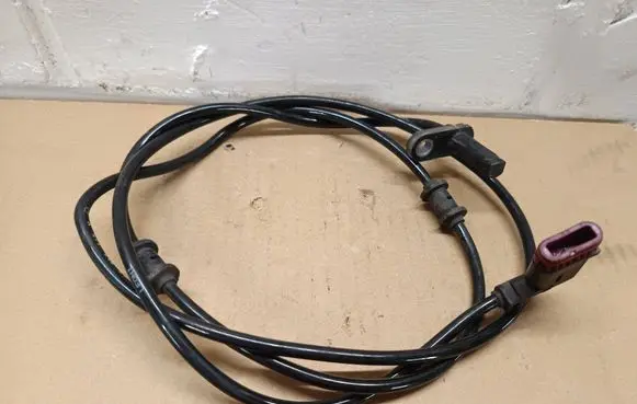 Mercedes-Benz E W211 ABS rear brake sensor A2115402417