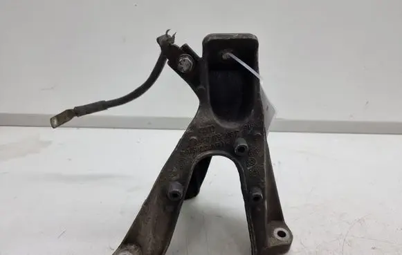 Audi A6 S6 C6 4F Engine mounting bracket 4F0199308P 4F0199308