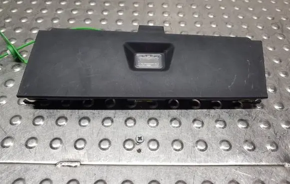Seat Leon (5F) Glove box light S26371474 5F1863475