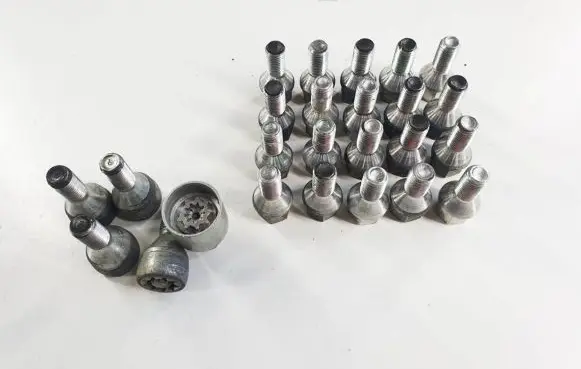 Suzuki SX4 S-Cross Nuts/bolts 