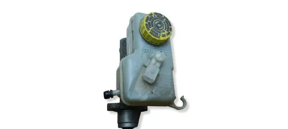Volkswagen Polo IV 9N3 Master brake cylinder X5617