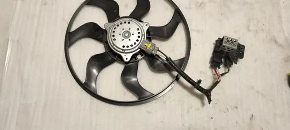 Dacia Sandero III Heater blower motor/fan resistor 255503792R