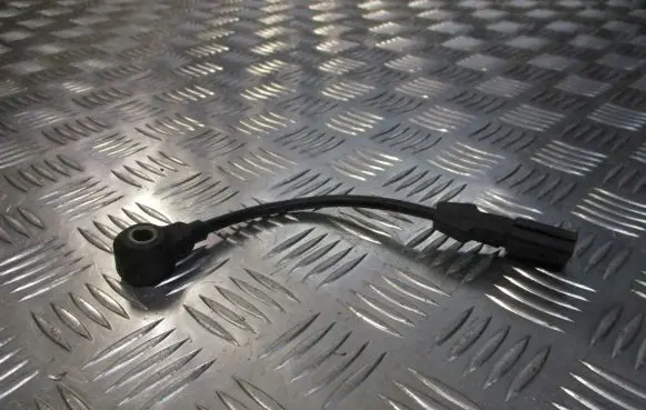 Skoda Fabia Mk1 (6Y) Detonation knock sensor 06A905377D