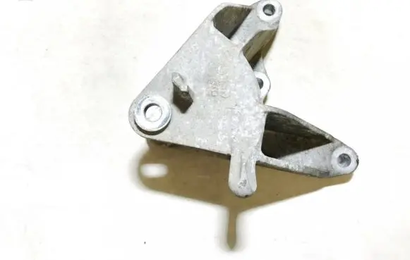 Opel Astra J Engine mounting bracket 13248664