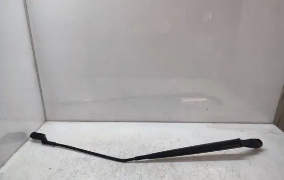 Opel Mokka X Front wiper blade arm