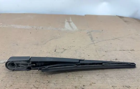 KIA Carens III Rear wiper blade