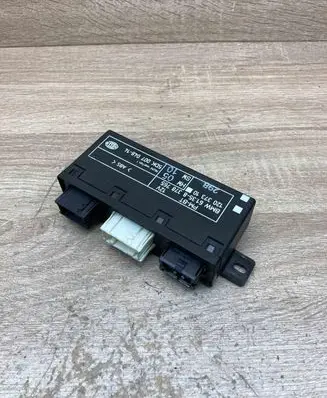BMW 7 E38 Door control unit/module 8378765 5DK00704814