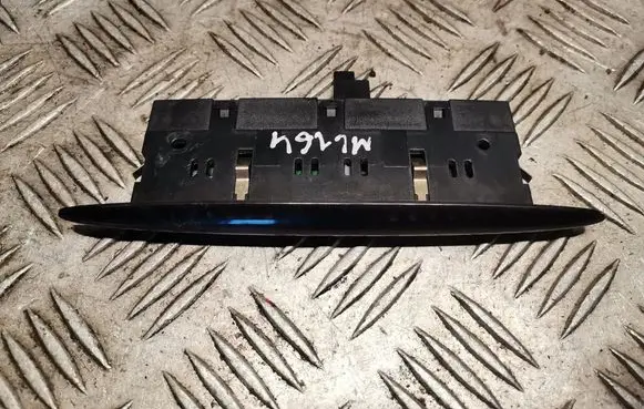 Mercedes-Benz ML W164 Parking PDC sensor display screen A0015423723 0015423723