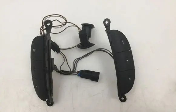 Opel Zafira A Steering wheel buttons/switches 90561159