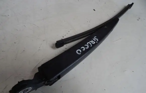 Volkswagen Scirocco Rear wiper blade arm 