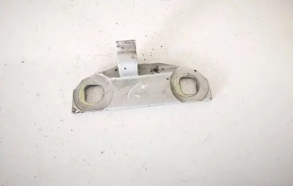 Volvo XC60 Rear door lower hinge