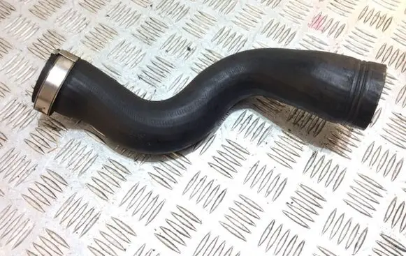 Ford Focus Intercooler hose/pipe CV616K863AF