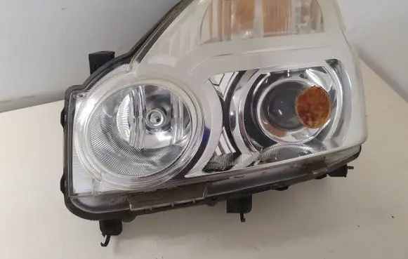 Nissan X-Trail T31 Headlight/headlamp