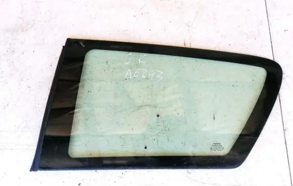 Toyota Corolla E120 E130 Rear side window