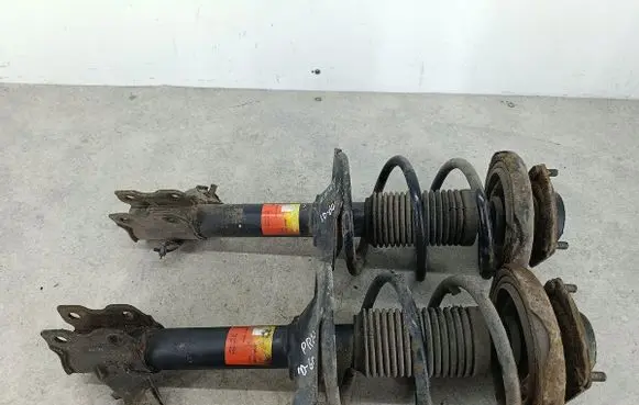 Nissan X-Trail T30 Front shock absorber/damper 