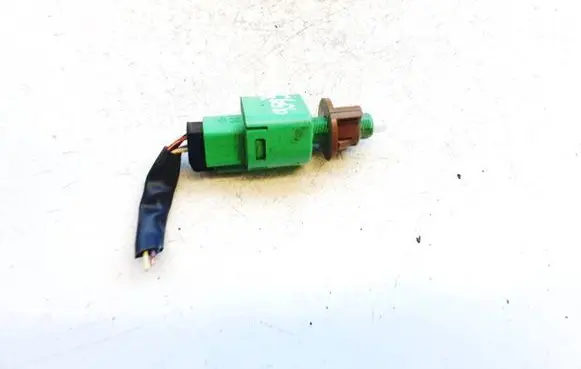 Toyota Avensis T270 Brake pedal sensor switch fb0c53